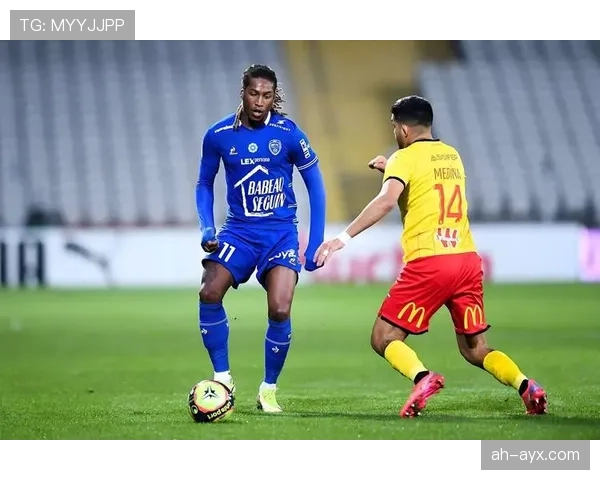 智利队中场核心状态回暖，强势助力球队迎战劲敌