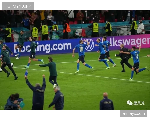 洛佩特吉战术体系解析：控球、高位逼抢与攻守平衡